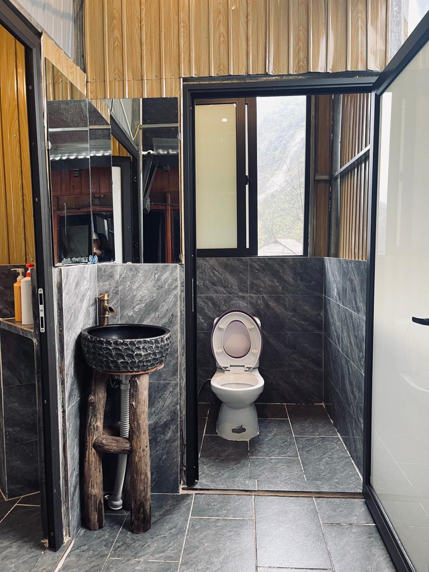 H'Mong Eco House Lägenhet Lao Cai Exteriör bild